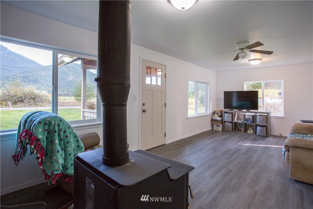 58006 State Rte 20 Rockport, WA 98283 - Photo 8 of 31 Gallery Image 8