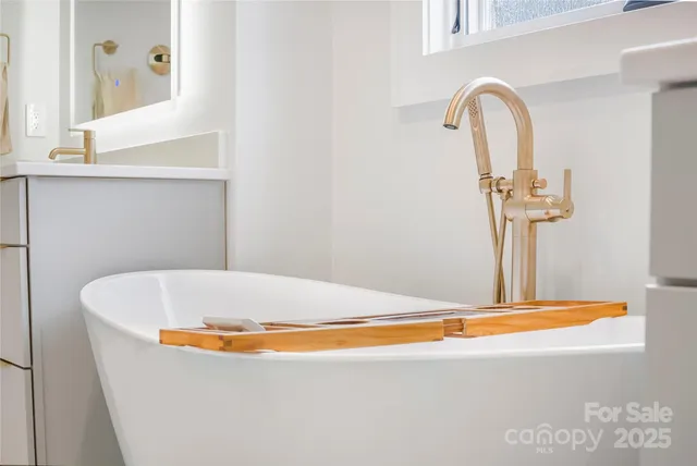 a bathroom with a tub