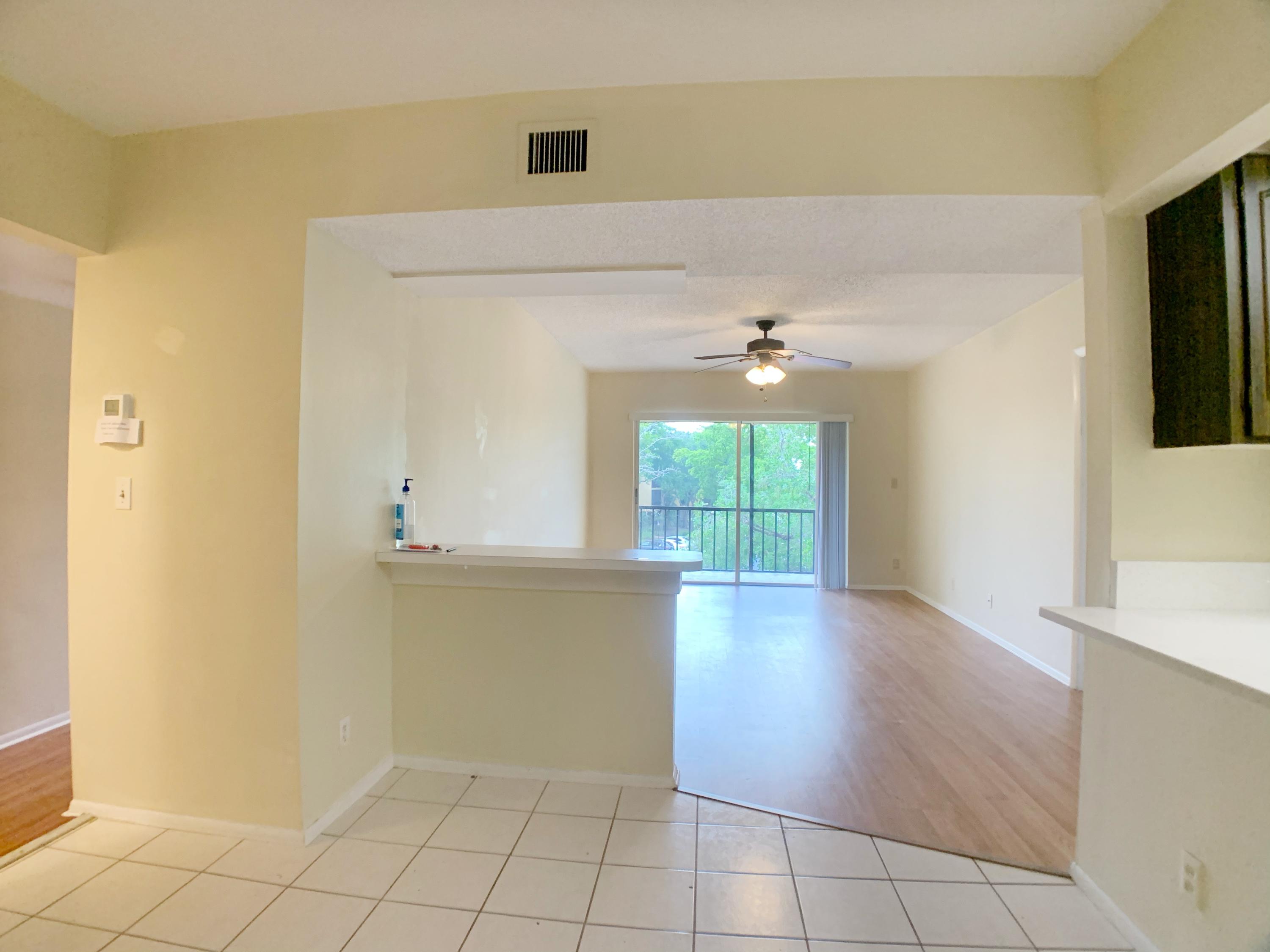 450 Northwest 20th Street, Unit 3030 Boca Raton, FL 33431 - Photo 13 of 25 37B1FD22-0C7D-409A-B987-073C9B00E3E9