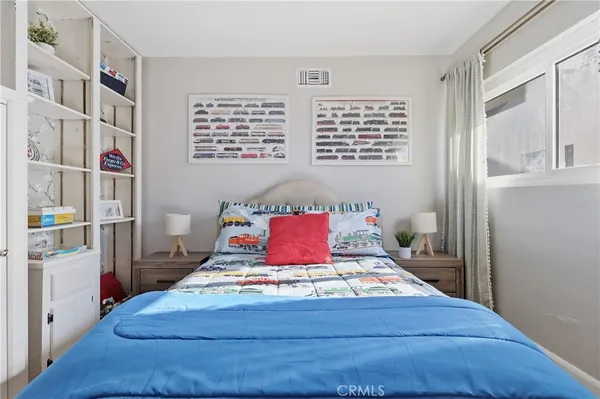 $1,099,000 | 6029 Warwood Road, Lakewood, CA 90713