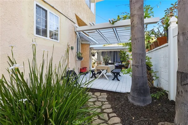 $1,099,000 | 6029 Warwood Road, Lakewood, CA 90713