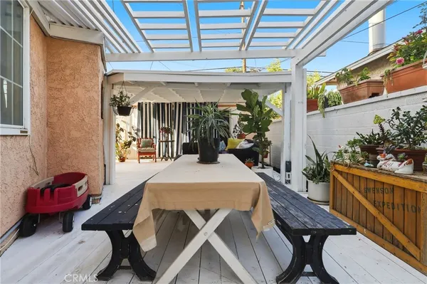 $1,099,000 | 6029 Warwood Road, Lakewood, CA 90713
