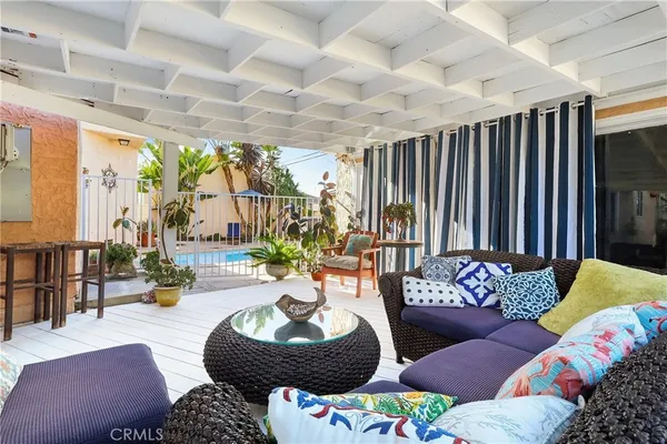 $1,099,000 | 6029 Warwood Road, Lakewood, CA 90713