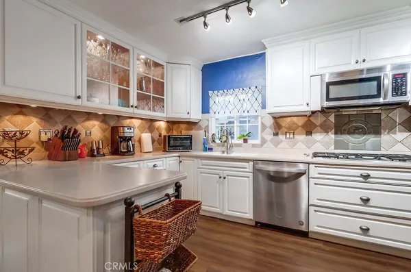 $1,099,000 | 6029 Warwood Road, Lakewood, CA 90713