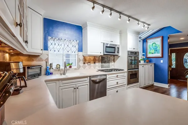 $1,099,000 | 6029 Warwood Road, Lakewood, CA 90713
