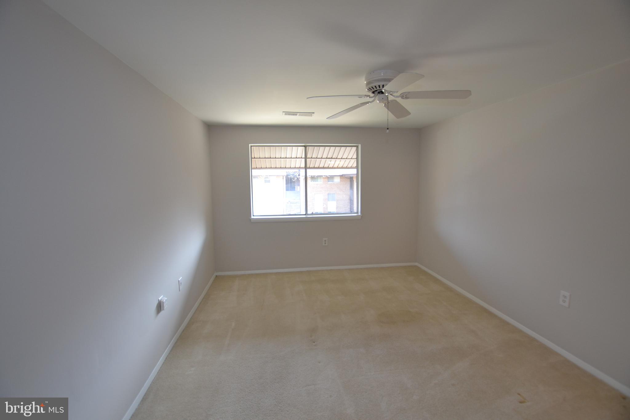18730 Walkers Choice Road, Unit 6 Gaithersburg, MD 20886 - Photo 13 of 18 Master Bedroom