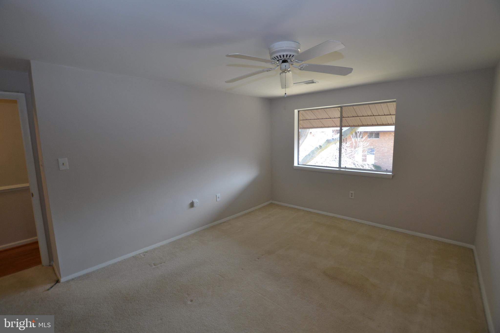 18730 Walkers Choice Road, Unit 6 Gaithersburg, MD 20886 - Photo 16 of 18 Master Bedroom