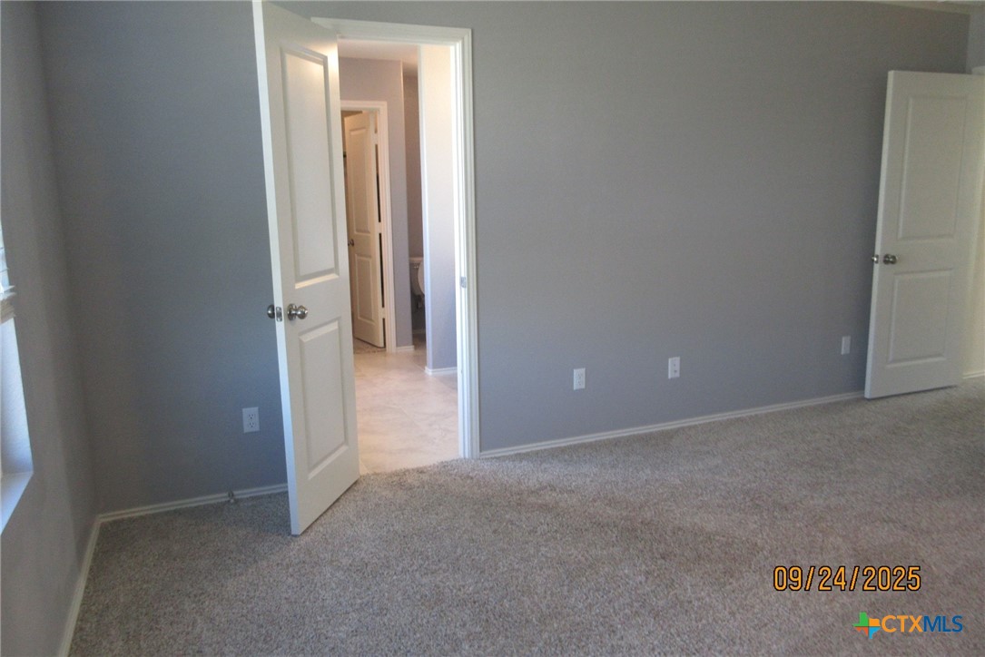 125 Greatest Gift Way Jarrell, TX 76537 - Photo 14 of 24 a view of an empty room