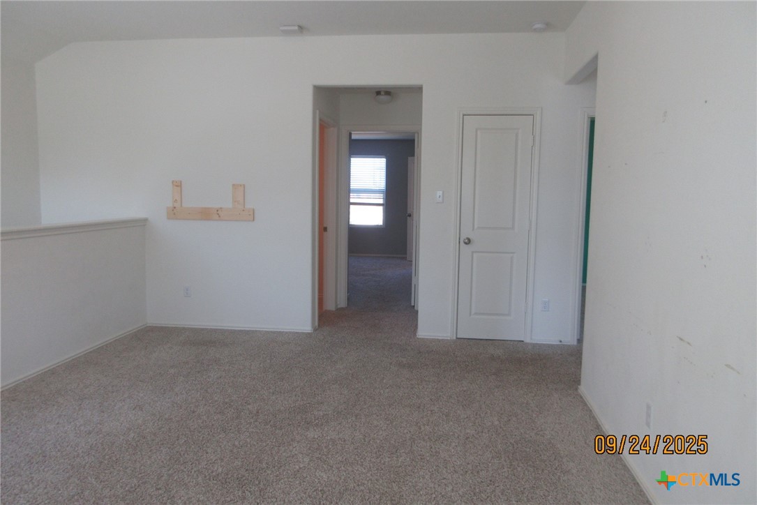 125 Greatest Gift Way Jarrell, TX 76537 - Photo 10 of 24 a view of an empty room