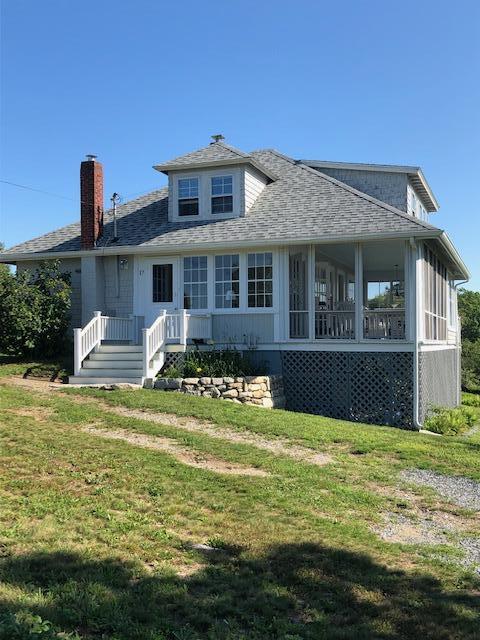 17 Spring Street Castine, ME 04421 - Photo 2 of 10 Cottage