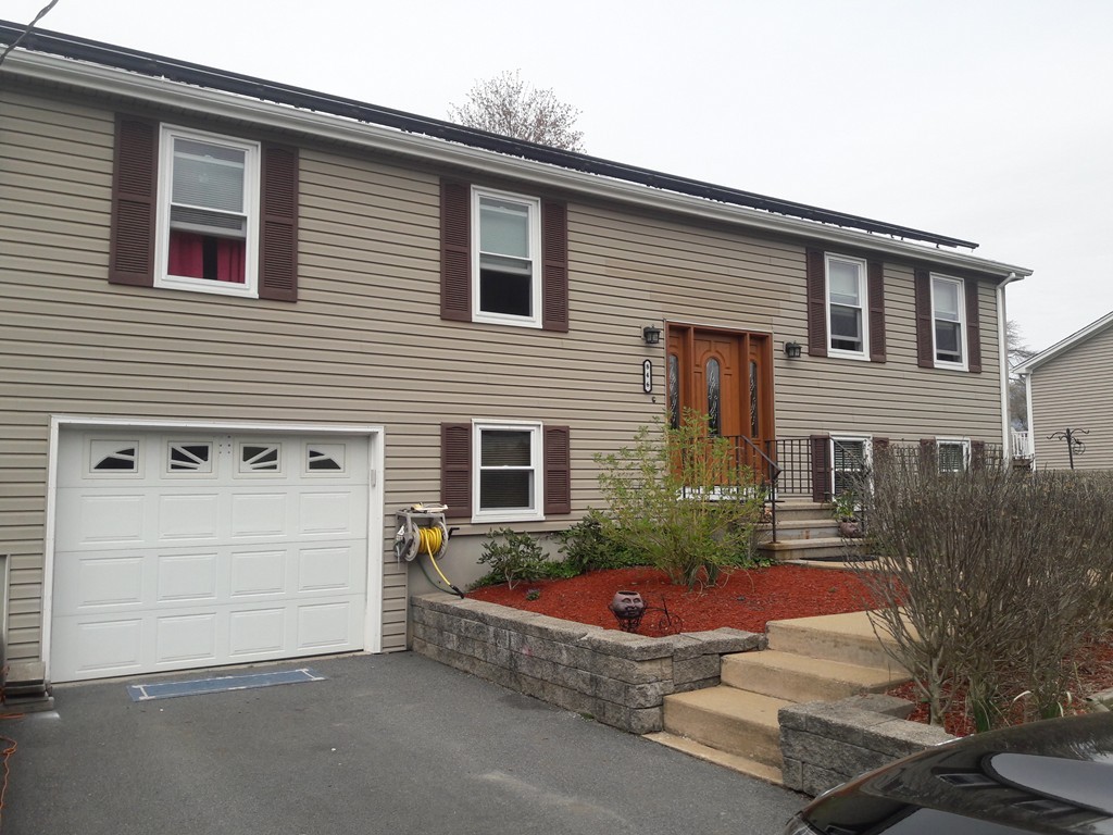 846 Norman Street Fall River, MA 02721 - Photo 1 of 18 Gallery Image 1