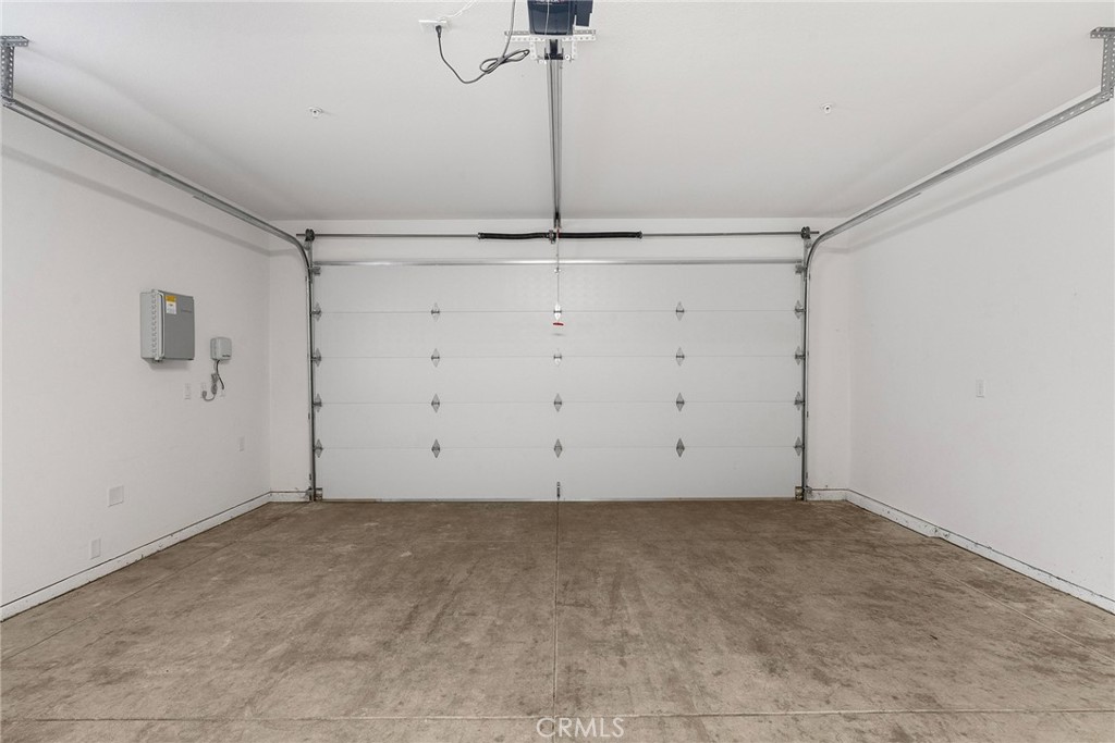 377 Bellamy Terrace Chico, CA 95973 - Photo 31 of 44 Garage