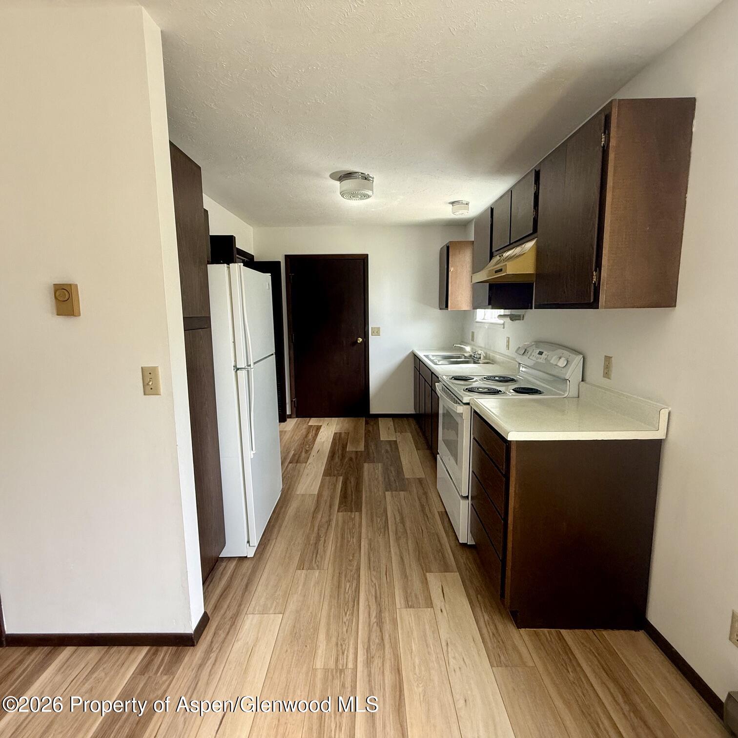 868 Washington Street Craig, CO 81625 - Photo 4 of 27 image8