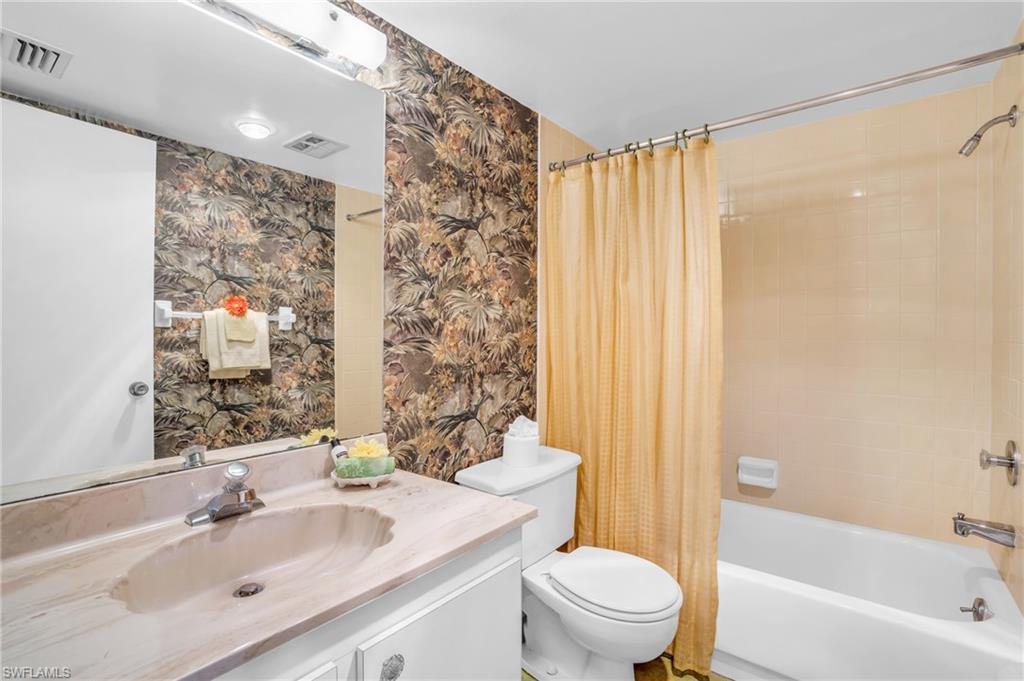 5419 Rattlesnake Hamm Road, Unit 304F Naples, FL 34113 - Photo 12 of 15 GUEST BATH