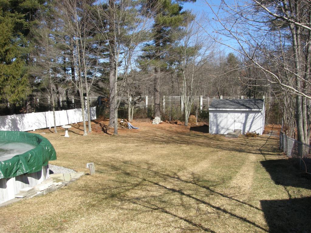 170 Bryant Road Manchester, NH 03109 - Photo 22 of 24