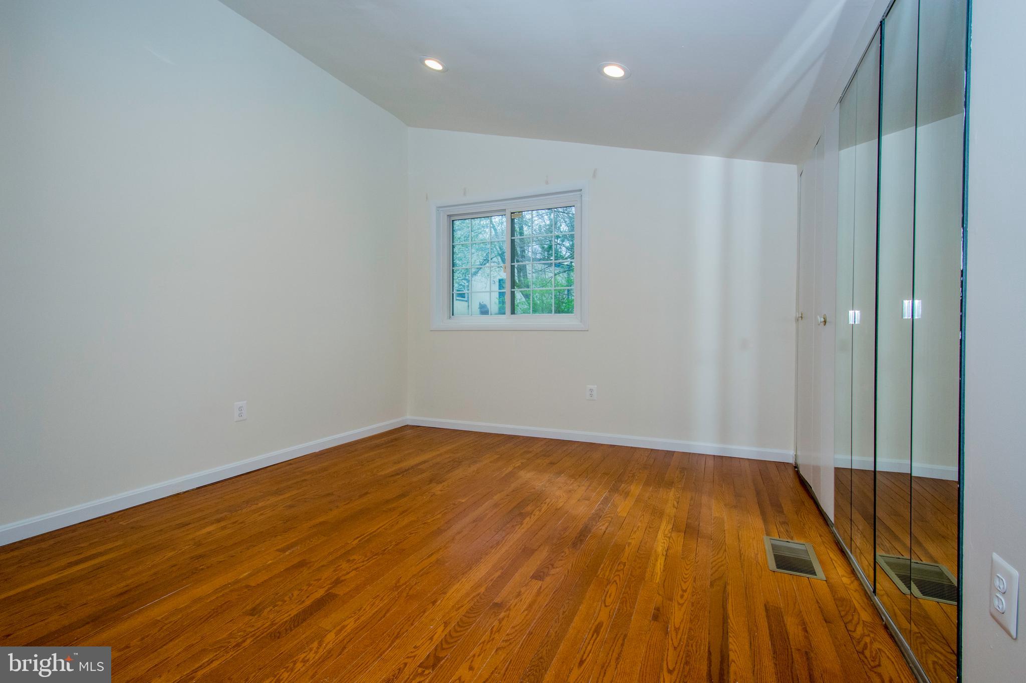 9317 Farewell Road Columbia, MD 21045 - Photo 13 of 30