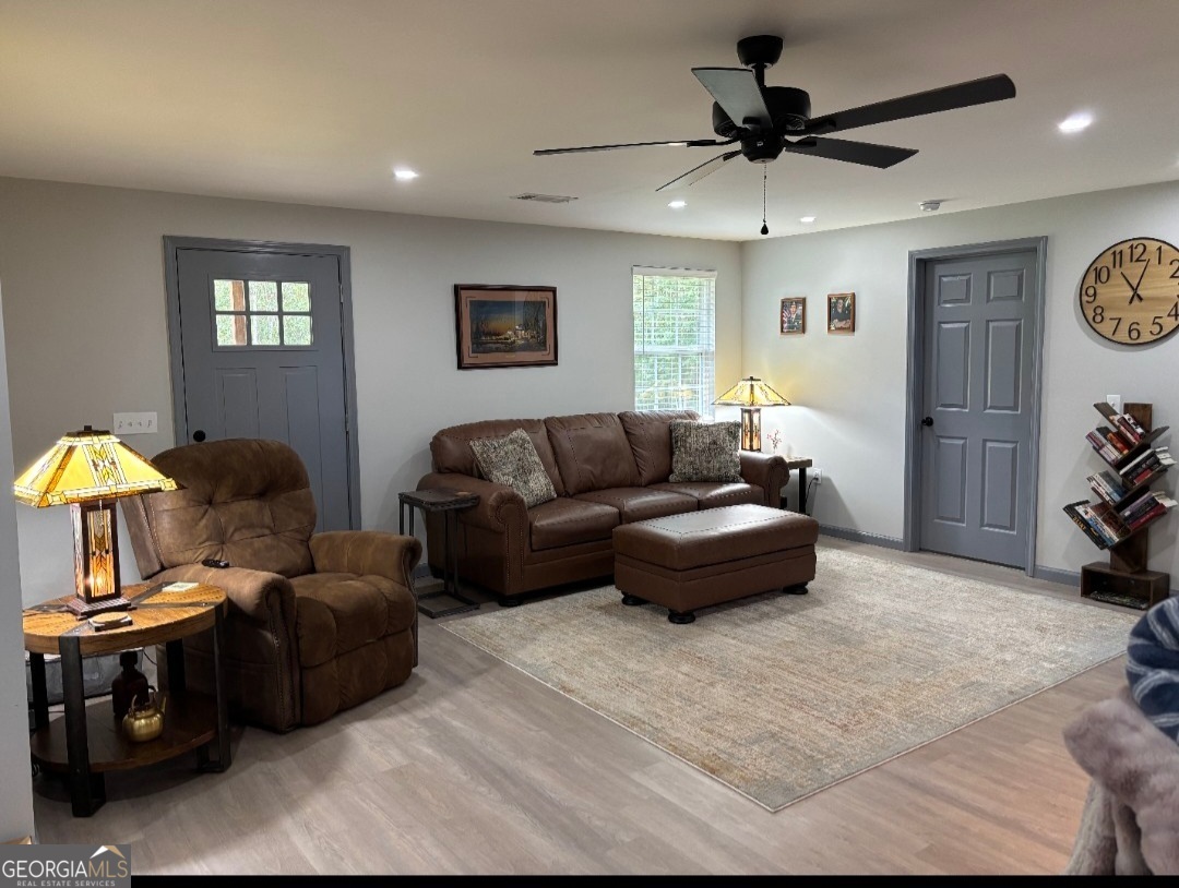 372 Pye Road Sylvania, GA 30467 - Photo 3 of 31