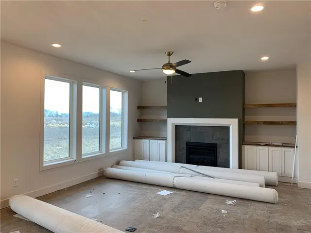 $700,000 | 10411 North Liberty Street, Kansas City, MO 64155