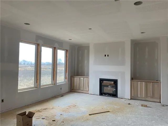 $700,000 | 10411 North Liberty Street, Kansas City, MO 64155