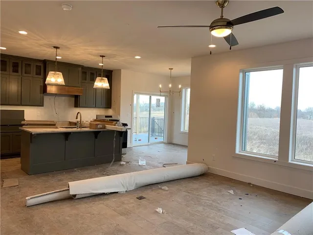 $700,000 | 10411 North Liberty Street, Kansas City, MO 64155