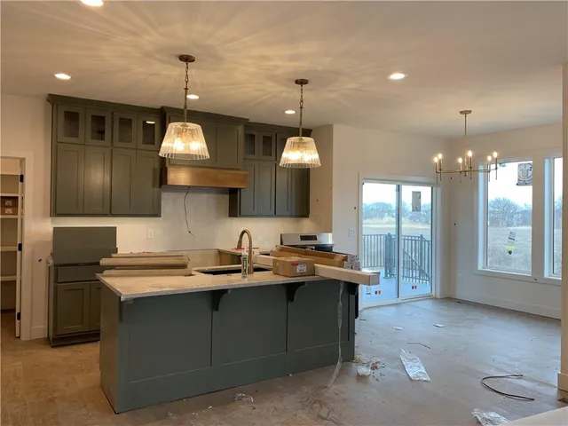 $700,000 | 10411 North Liberty Street, Kansas City, MO 64155