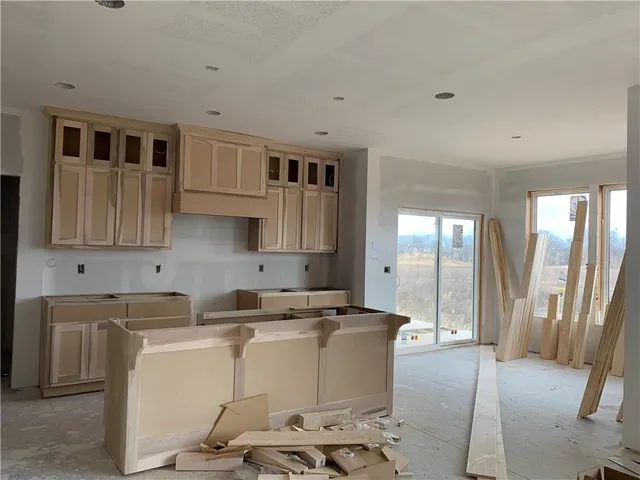 $700,000 | 10411 North Liberty Street, Kansas City, MO 64155