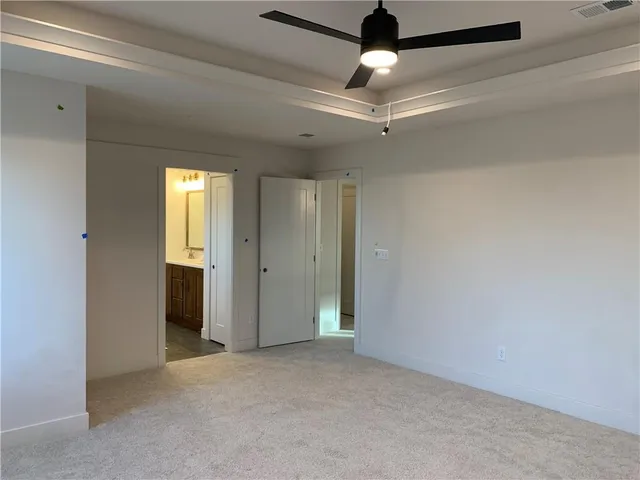 $700,000 | 10411 North Liberty Street, Kansas City, MO 64155