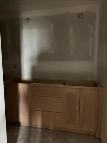 $700,000 | 10411 North Liberty Street, Kansas City, MO 64155