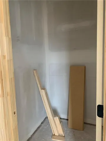 $700,000 | 10411 North Liberty Street, Kansas City, MO 64155