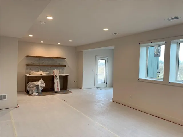 $700,000 | 10411 North Liberty Street, Kansas City, MO 64155