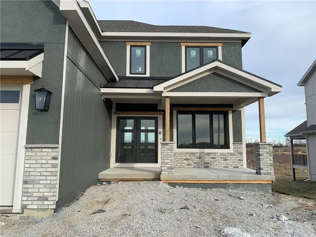 $700,000 | 10411 North Liberty Street, Kansas City, MO 64155