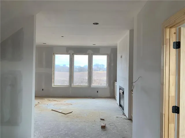 $700,000 | 10411 North Liberty Street, Kansas City, MO 64155