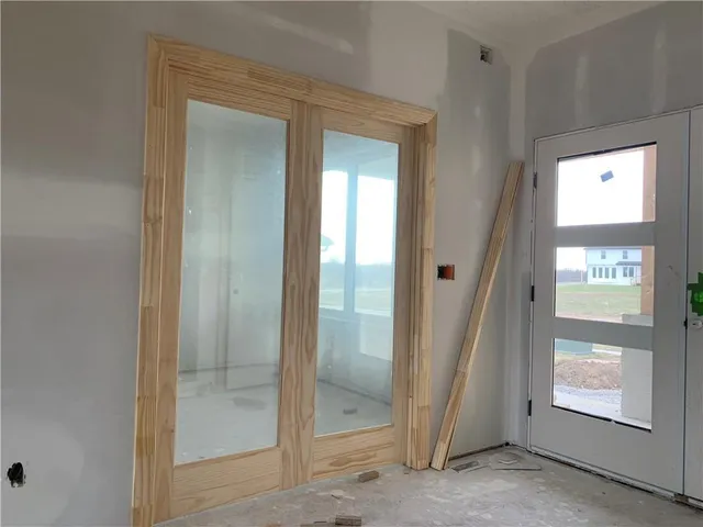 $700,000 | 10411 North Liberty Street, Kansas City, MO 64155