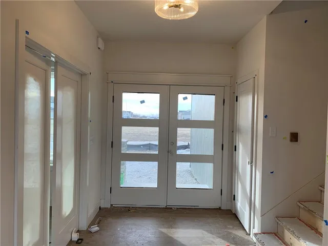 $700,000 | 10411 North Liberty Street, Kansas City, MO 64155