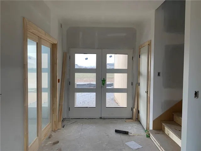 $700,000 | 10411 North Liberty Street, Kansas City, MO 64155