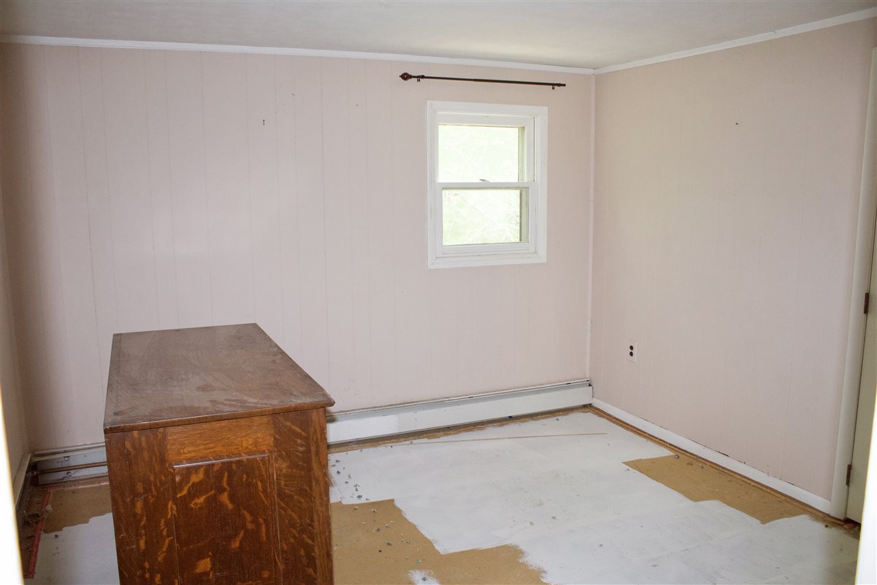 163 Wells Village Road Chester, NH 03036 - Photo 14 of 40