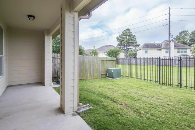 $1,880 | 6275 Brenwood Circle, Katy, TX 77449