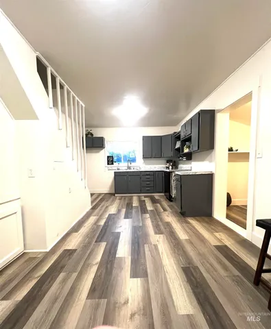 $299,900 | 120 West Bannock Avenue, Richfield, ID 83349