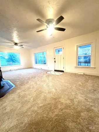 $289,900 | 120 West Bannock Avenue, Richfield, ID 83349