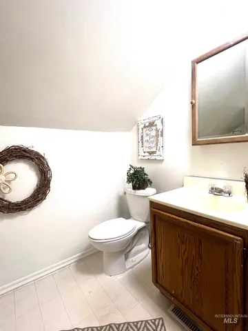 $299,900 | 120 West Bannock Avenue, Richfield, ID 83349