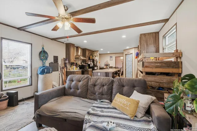 $285,000 | 4426 Southern Trail, Von Ormy, TX 78073