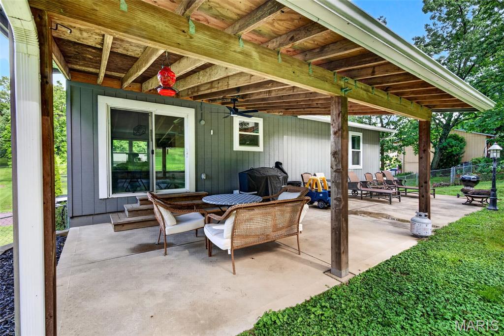 2673 Cathy Ann Drive High Ridge, MO 63049 - Photo 42 of 48