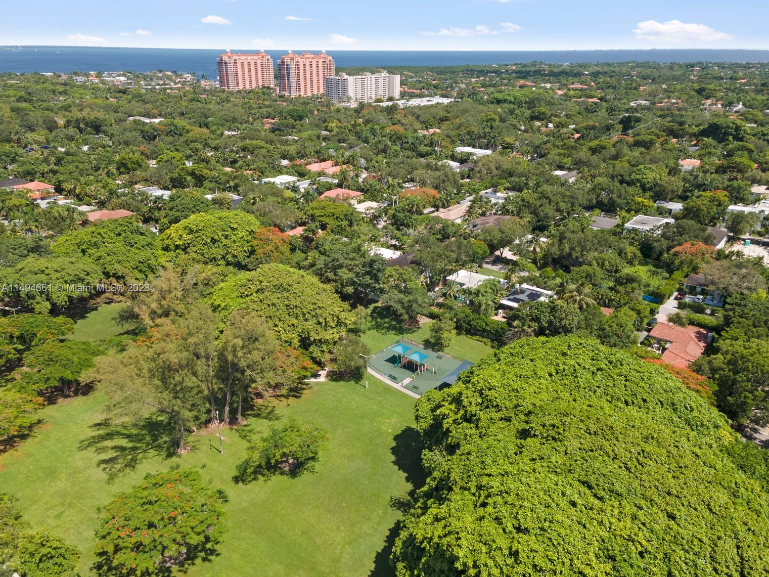 4121 Woodridge Road Miami, FL 33133 - Photo 23 of 23