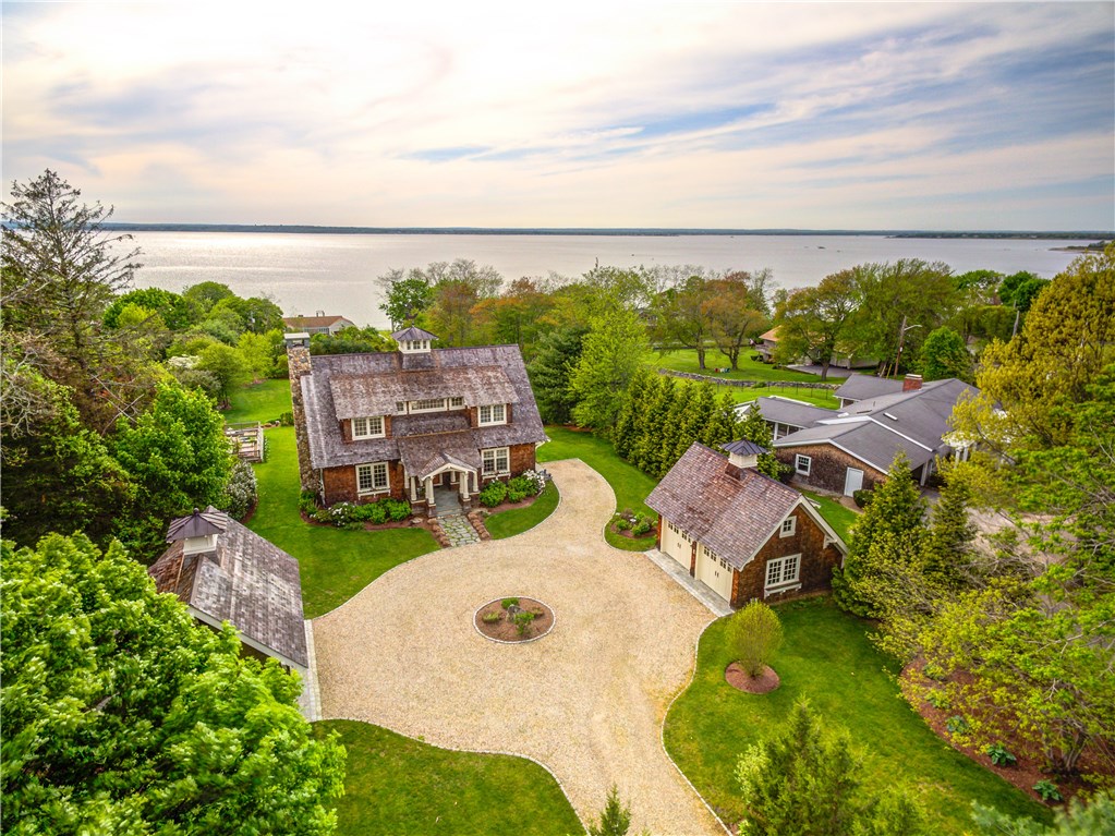 43 Sunset Road Bristol, RI 02809 - Photo 1 of 40