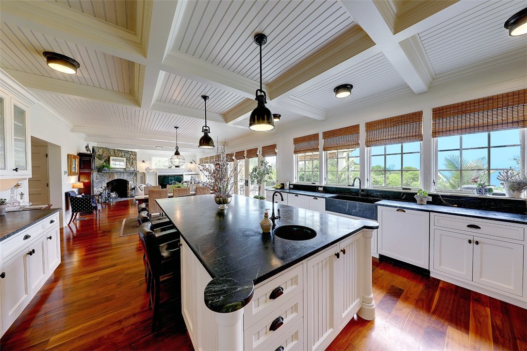 43 Sunset Road Bristol, RI 02809 - Photo 17 of 40