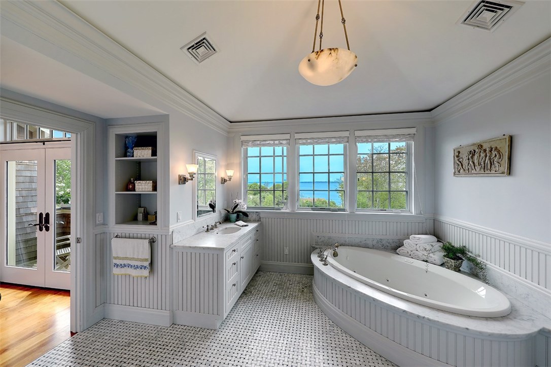 43 Sunset Road Bristol, RI 02809 - Photo 27 of 40
