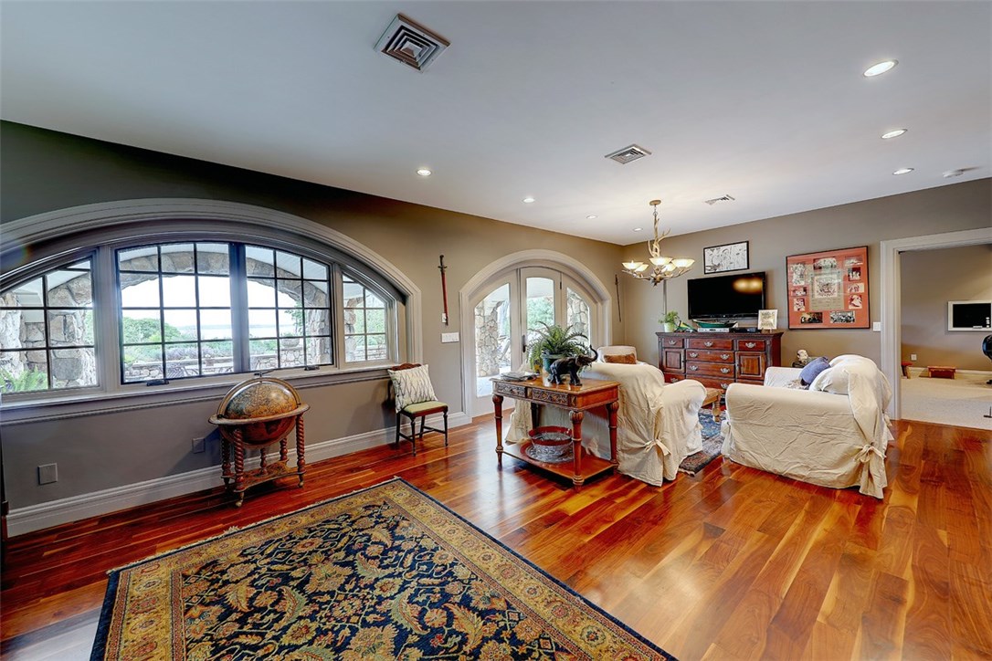 43 Sunset Road Bristol, RI 02809 - Photo 32 of 40