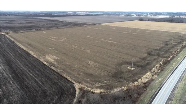 $367,500 | 4 69th Highway, Pattonsburg, MO 64670