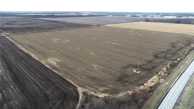 $420,000 | 4 69th Highway, Pattonsburg, MO 64670