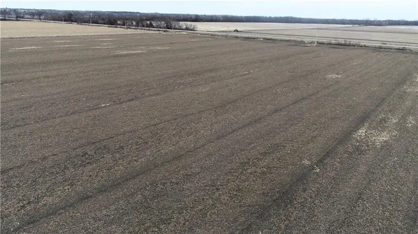 $367,500 | 4 69th Highway, Pattonsburg, MO 64670